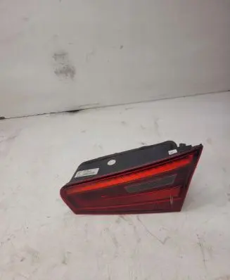 Audi A3 S3 8V Tailgate rear/tail lights 8V3945094B