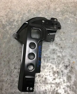 Mercedes-Benz C W205 Other trunk/boot trim element A2056100102