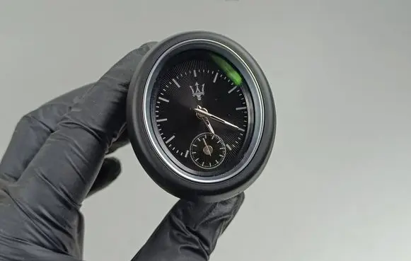 Maserati Levante Clock 670063100 963477