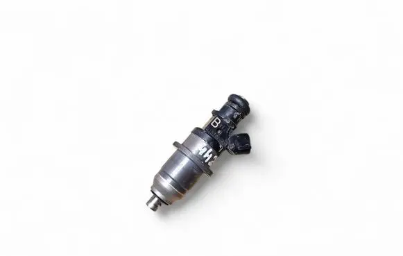 Mitsubishi Pajero Pinin Fuel injector E7T05071