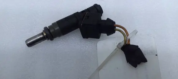 BMW Z4 E85 E86 Fuel injector 7506158