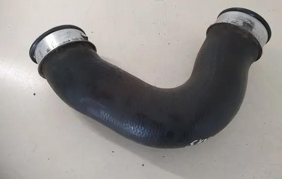 Intercooler hose/pipe