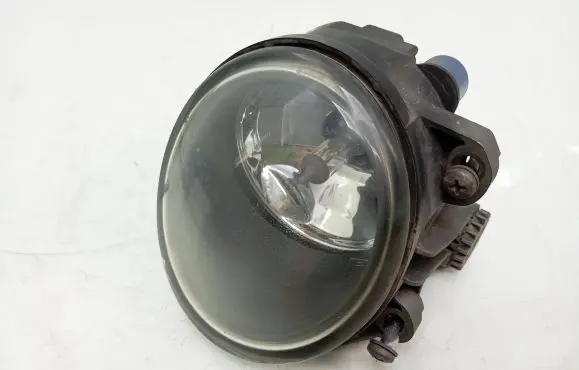 BMW X5 E53 Front fog light 6920885 63176920885 13101610