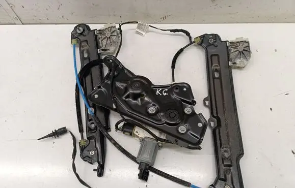 BMW 4 F36 Gran coupe Rear door window regulator with motor 7046031 7326325