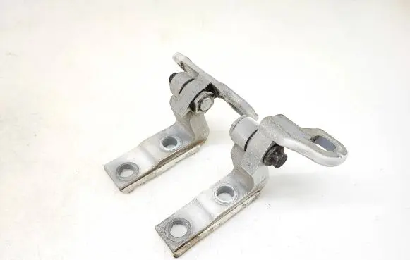Volvo V40 Front door hinge set 31352691 31352689