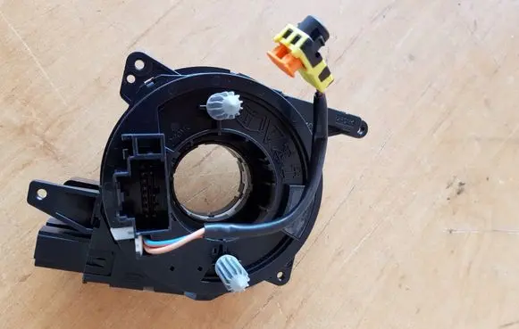 Ford C-MAX II Airbag slip ring squib (SRS ring)