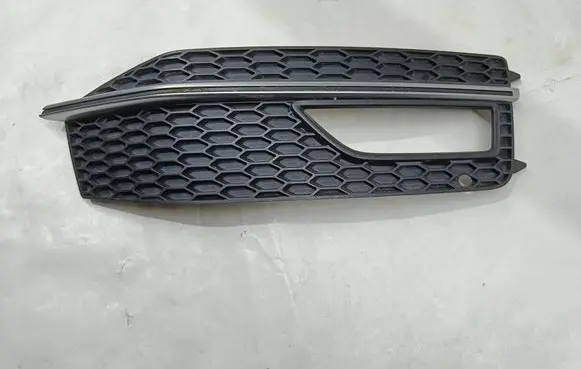 Audi A4 S4 B8 8K Front fog light trim/grill 8K0807682M 8K0807682P