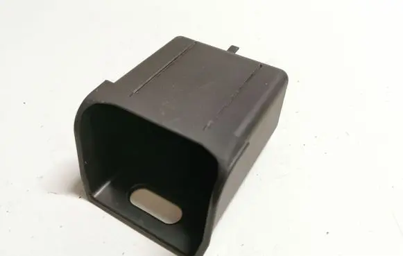 Mercedes-Benz E W211 Glove box A2116830075
