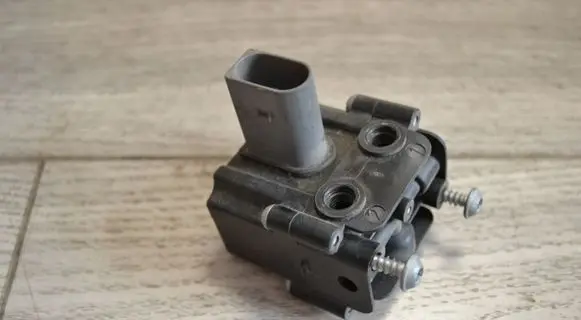 BMW X5 E70 Turbo solenoid valve EBMV0586A
