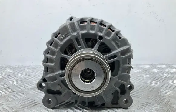 Skoda Karoq Generator/alternator 04L903021D
