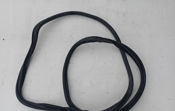 Volkswagen Polo VI Rubber seal loading door 2G68277052G