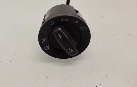 Volkswagen PASSAT B6 Light switch K0941431AS