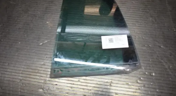 Volkswagen Golf Plus Rear side window