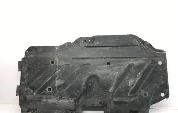 Mercedes-Benz GLE W167 Engine splash shield/under tray A1676809701 15637948