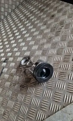Subaru Outback Piston 