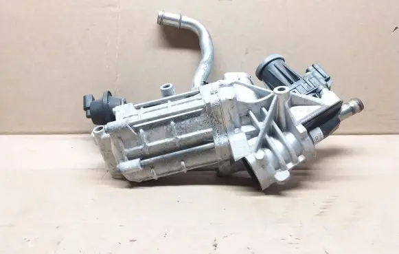 Jaguar XF X250 EGR valve 701881040