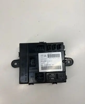 Peugeot 3008 II Tailgate/trunk control unit/module C65450 9819008380