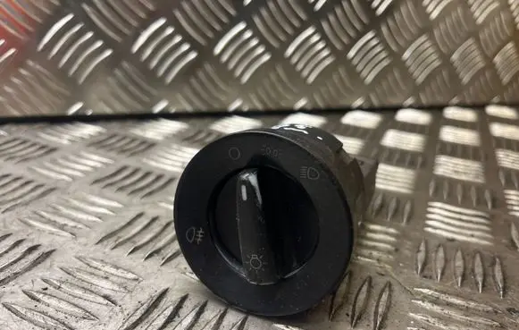 Volkswagen PASSAT B5 Light switch 3B0941531