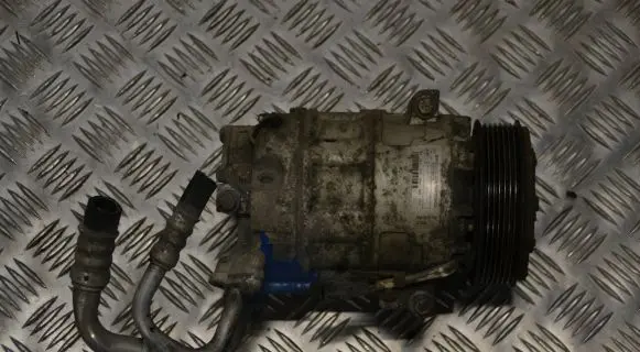 Renault Master III Air conditioning (A/C) compressor (pump) 926003641R