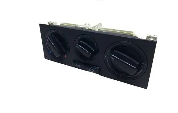 Volkswagen PASSAT B5 Climate control unit 1J0820045M
