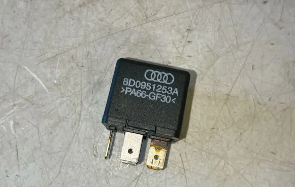 Audi A4 S4 B7 8E 8H Other relay 8D0951253A