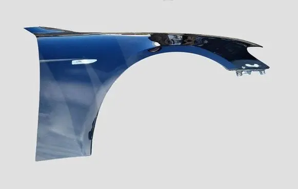 BMW 7 E65 E66 Fender