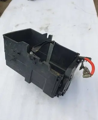 Ford Focus Battery box tray AM5110723AD