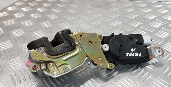 Subaru Forester SF Front door lock