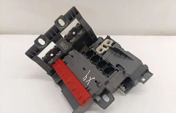 BMW X4M F98 Positive wiring loom 6841701