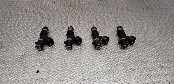 Fuel injectors set