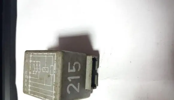 Audi A6 S6 C5 4B Other relay 443951253L