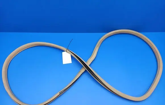 Mercedes-Benz C W204 Front door rubber seal