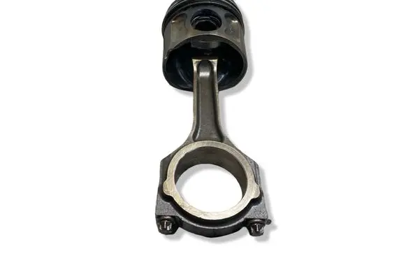 Ford Transit Piston with connecting rod SRFA