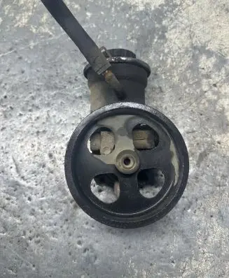 Toyota Avensis T250 Power steering pump