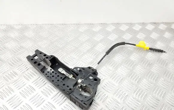 Audi A5 8T 8F Front door coupe exterior handle/bracket 8T0837886A
