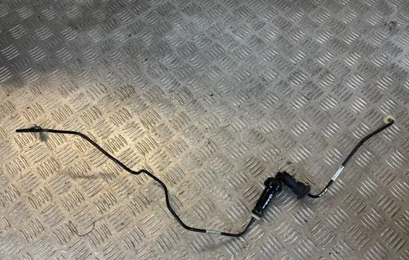 Opel Vivaro Clutch pipe/line 93868396 308513757R 308510938R