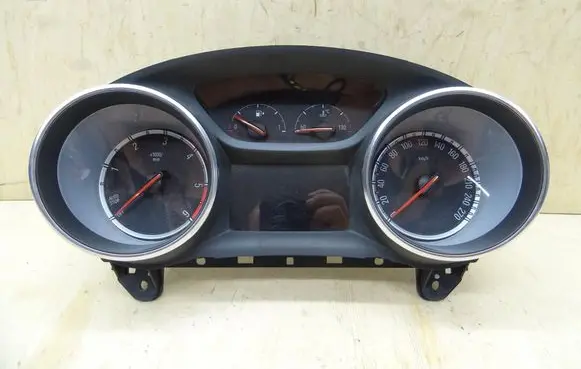 Speedometer (instrument cluster)