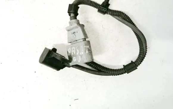 Volkswagen Golf V Camshaft position sensor 