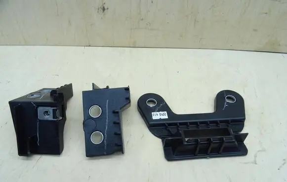 Renault Megane IV Headlight/headlamp mounting bracket 625263729R