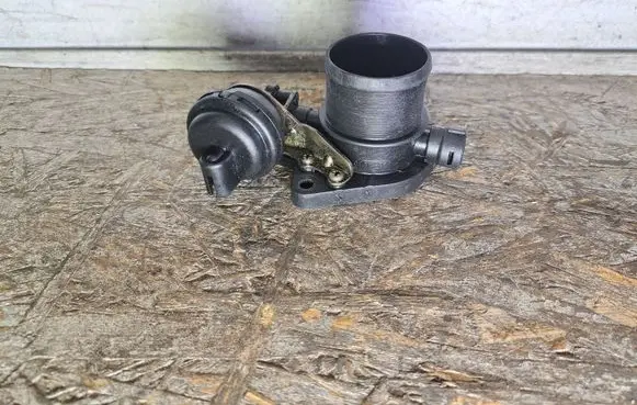 Volvo S40, V40 Engine shut-off valve 1123241 11232412