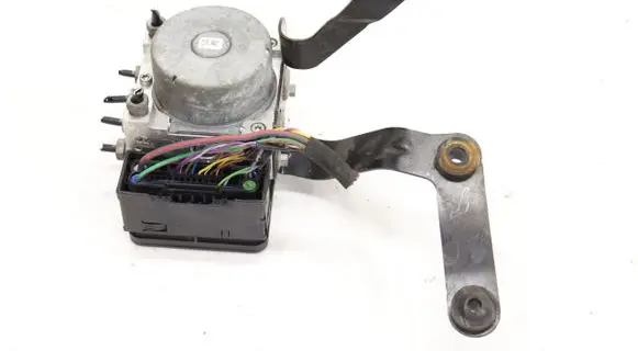 Ford Fiesta Master brake cylinder U1BC-2B373-AE