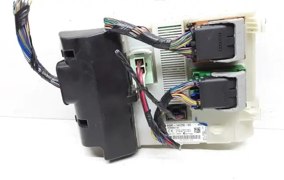 Volvo XC60 Fuse module 31254837 AG9T14C256HC
