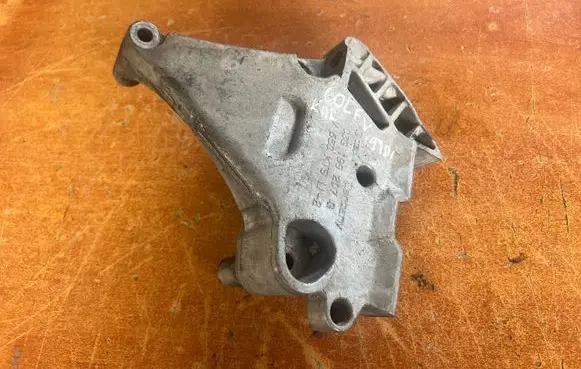 Volkswagen Golf V Engine mounting bracket 03G199207B 03G199207A 03G199207G