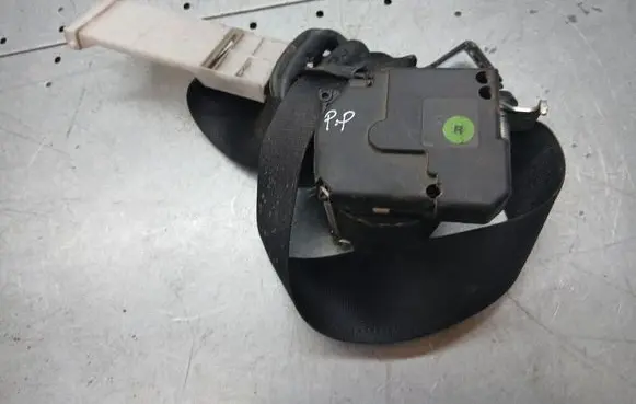 Opel Astra G Front seatbelt