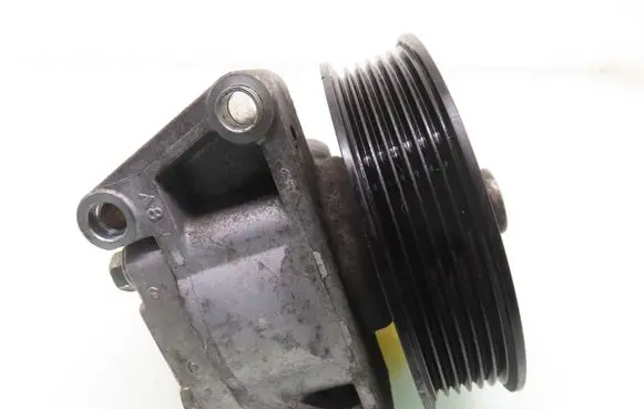 Ford Mondeo MK IV Power steering pump AG9Q3A733AA AG913A696CA