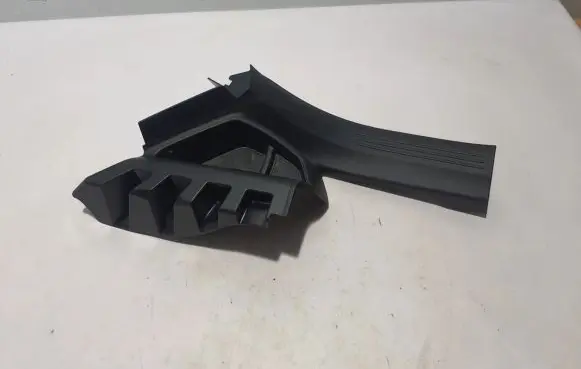 Volvo C40 Rear sill trim cover 32216842