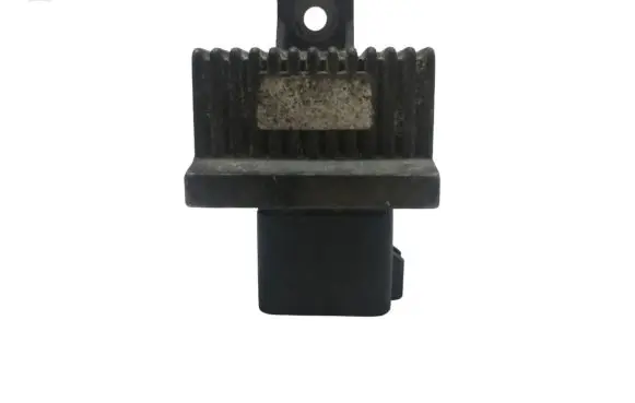 Glow plug pre-heat relay