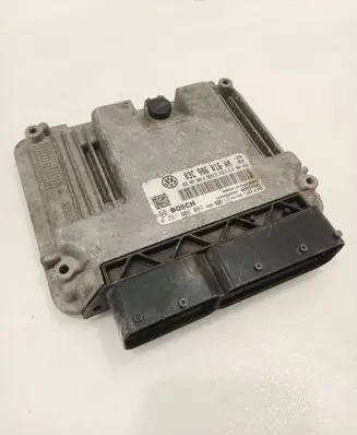 Volkswagen Golf VI Engine control unit/module 03C906016AM 03C907309A 0261S06083