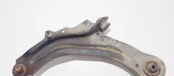 Renault Megane II Front lower control arm/wishbone 8200679053