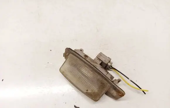 Mitsubishi Outlander Number plate light 1141283